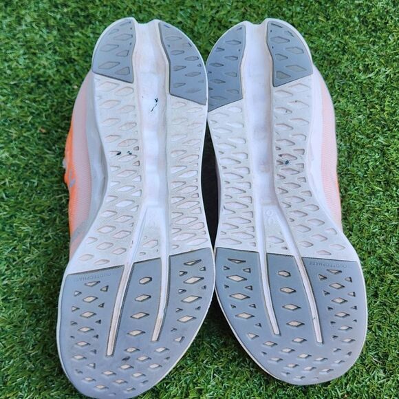 ON CLOUDSURFER - Womens Sneakers - SIZE 7.5 - Picture 8 of 10